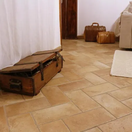 Virgilio House Апартаменты Кальяри