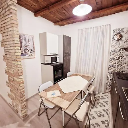 Virgilio House * Кальяри