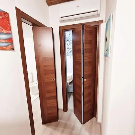 Virgilio House Кальяри