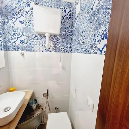 Апартаменты Virgilio House *
